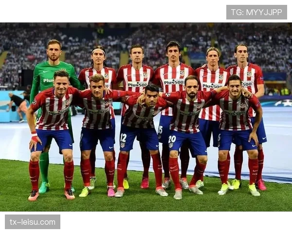 特写：马竞主场对阵巴列卡诺，大雨中格列兹曼的任意球击中横梁